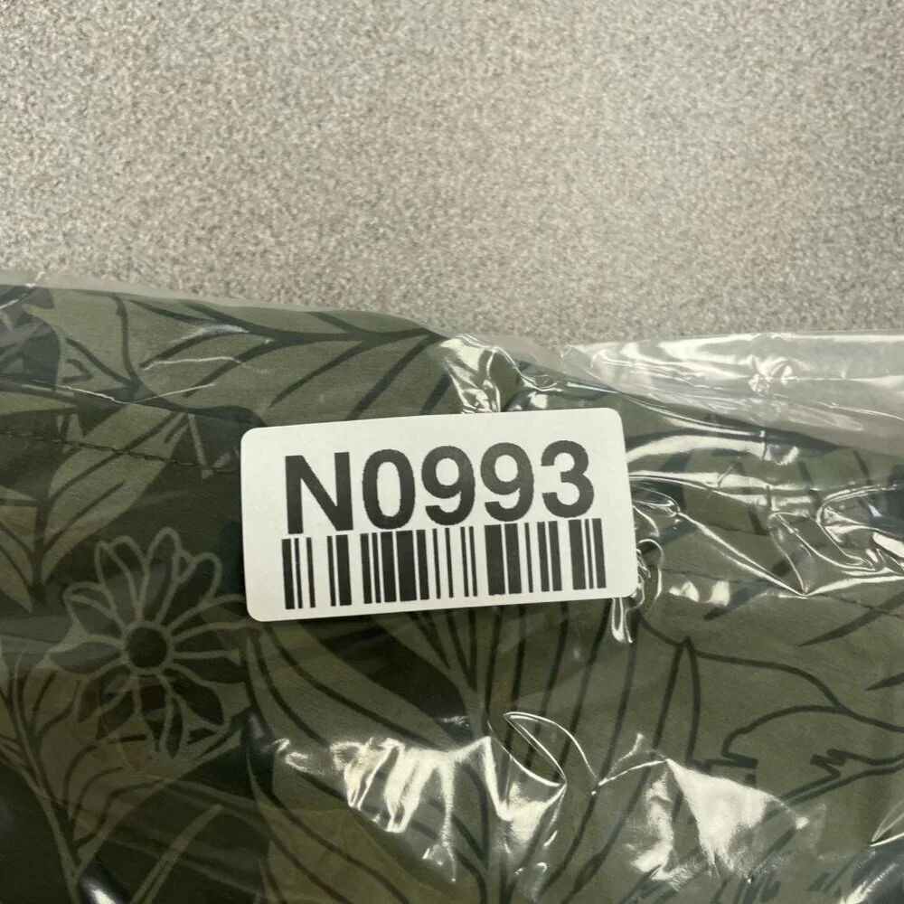 Kirkland Signature Men's XL Swim Trunk Olive Green Floral Print Quick Dry N0993